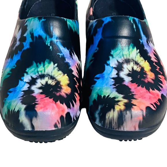 CROCS Neria Pro II Work Nursing Shoes Tie Dye Size 8 - Picture 7 of 10